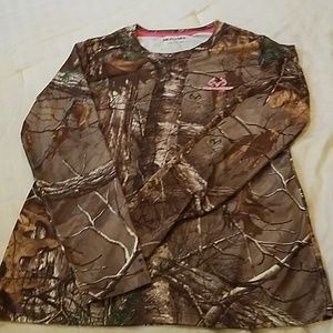 Camo shirt I got it an never wore